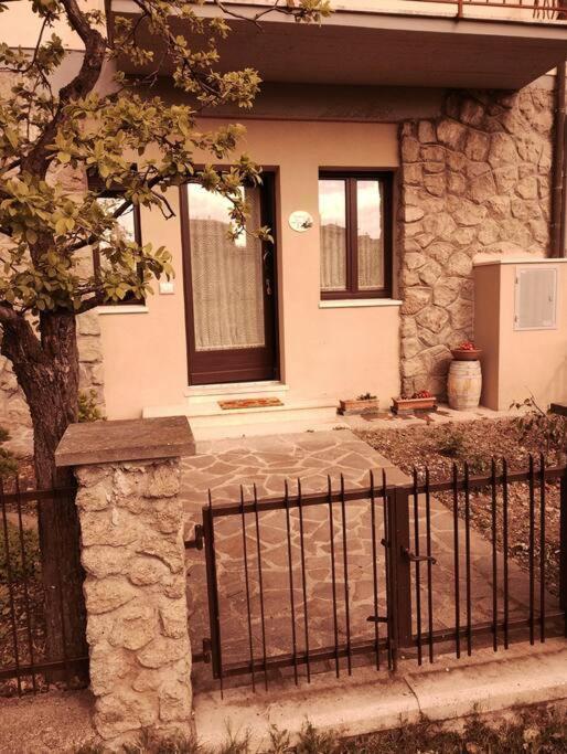 La Casina Di Nonna Giulia Castiglione dʼOrcia Exterior foto